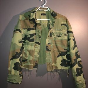 Cropped Camouflage Jacket